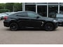 BMW X6 M / NL Auto! / Full option! / Trekhaak / Schuifdak / 360Camera / Carbon intr. / B&O / Softclose / Leder / 21'' / Standkachel / Entertainment System / Luchtvering / Stoelventilatie