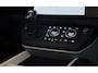 Land Rover Defender 110 2.0 P300e 110 X-Sport SE / Head Up / Koelbox / Memory / Meridian / 360 Camera / Open Pano / 23 Inch