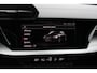 Audi A3 Sportback 35 TFSI S edition / RS Seats / CarPlay / Navigatie / 19'' / Parkeerhulp achter / Stoelverwarming / DAB / ACC