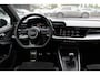 Audi A3 Sportback 35 TFSI S edition / RS Seats / CarPlay / Navigatie / 19'' / Parkeerhulp achter / Stoelverwarming / DAB / ACC