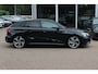 Audi A3 Sportback 35 TFSI S edition / RS Seats / CarPlay / Navigatie / 19'' / Parkeerhulp achter / Stoelverwarming / DAB / ACC