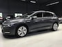 Volkswagen Golf 1.5 eTSI R-Line I Massage I Dode Hoek I Carplay I Clima I Cruise I Led I ACC I Ambiance verl. I Keyless I Dealer.