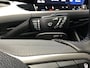 Volkswagen Golf 1.5 eTSI R-Line I Massage I Dode Hoek I Carplay I Clima I Cruise I Led I ACC I Ambiance verl. I Keyless I Dealer.