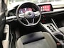 Volkswagen Golf 1.5 eTSI R-Line I Massage I Dode Hoek I Carplay I Clima I Cruise I Led I ACC I Ambiance verl. I Keyless I Dealer.