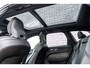 Volvo XC60 2.0 T6 Plug-in hybrid AWD Ultra Black Edition | Panoramadak | Luchtvering | Trekhaak | Head-Up Display | 360 Graden Camera | Harman Kardon Audio | Sportstoelen | Lichtmetalen Velgen 21 inch | Elektrische Achterklep | Parkeersensoren