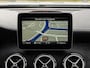 Mercedes-Benz A-klasse 180 d AMG White Art Edition Panoramadak Camera LED Stoelverwarming Sfeerverlichting Apple CarPlay/Android Auto Dealeronderhouden