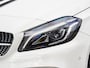 Mercedes-Benz A-klasse 180 d AMG White Art Edition Panoramadak Camera LED Stoelverwarming Sfeerverlichting Apple CarPlay/Android Auto Dealeronderhouden