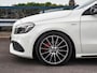 Mercedes-Benz A-klasse 180 d AMG White Art Edition Panoramadak Camera LED Stoelverwarming Sfeerverlichting Apple CarPlay/Android Auto Dealeronderhouden