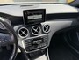 Mercedes-Benz A-klasse 180 Prestige Pano|Xenon|Night Pakket|PDC|Navi|Dealer Onderhouden|Stoelverwarming