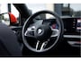 BMW 1-Serie 120 | M Sport Pro | Rosso Corsa Individual | Panoramadak | Harman Kardon | Driving Assistant Plus | Head-Up Display | 19" LM Velgen | M Compound Remsysteem | Elektrisch verstelbare Voorstoelen |