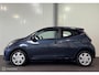 Toyota Aygo 1.0 VVT-i x-play 5-drs [ NAP 1e eig. airco multimedia ]