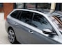 Skoda Octavia Combi 1.4 TSI RS iV PHEV 245PK | Business | Matrix Beam | 19" LM Velgen | Elek. Trekhaak | 360 Graden Camera | Head-Up Display | Geventileerde Massagestoelen | Navi Columbus incl. Apple CarPlay |