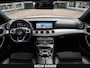 Mercedes-Benz E-klasse 220 d AMG Line Night Edition Panoramadak Widescreen Sfeerverlichting Apple CarPlay Android Auto Camera Stoelverwarming LED