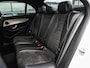 Mercedes-Benz E-klasse 220 d AMG Line Night Edition Panoramadak Widescreen Sfeerverlichting Apple CarPlay Android Auto Camera Stoelverwarming LED