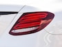 Mercedes-Benz E-klasse 220 d AMG Line Night Edition Panoramadak Widescreen Sfeerverlichting Apple CarPlay Android Auto Camera Stoelverwarming LED