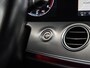 Mercedes-Benz E-klasse 220 d AMG Line Night Edition Panoramadak Widescreen Sfeerverlichting Apple CarPlay Android Auto Camera Stoelverwarming LED