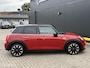MINI Cooper 5-Deurs 1.5 Chili Serious Business