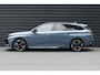 Peugeot 308 SW 1.6 PLUG-IN HYBRID 195PK GT AUTOMAAT / CAMERA V+A / MASSAGESTOEL / KEYLESS / FULL-LED / 18"LMV / ELEKTR. ACHTERKLEP / 8 JAAR GARANTIE / WINTERPAKKET / ALCANTARA / NIEUW MODEL / NAVI / CLIMA / PDC / BLUETOOTH / ADAPT. CRUISECONTROL / 1E EIGENAAR / SCHITTERENDE STAAT !!