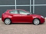 Alfa Romeo Giulietta 1.4 T Distinctive | Rosso Competizione | Automaat