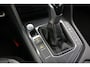 Volkswagen Tiguan 1.4 TSI eHybrid 245pk R-Line Business+ | SoH 92% | Trekhaak | Navigatie | Achteruitrijcamera