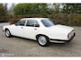 Jaguar XJ 4.2 | origineel 98.000 km | Tudor White on Red