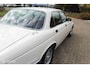 Jaguar XJ 4.2 | origineel 98.000 km | Tudor White on Red