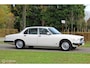 Jaguar XJ 4.2 | origineel 98.000 km | Tudor White on Red