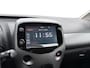 Toyota Aygo 1.0 VVT-i x-joy Automaat | Climate Controle | achteruitrijcamera | Multimedia systeem | LM Velgen |