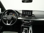 Audi Q5 50 TFSI e S Line PHEV 300pk Dealer O.H | Trekhaak Af Fabriek | Head Up | Camera | Alcantara Sportstoelen Verwarmd | Apple Carplay | Keyless | Navigatie | Cruise Control | Virtual | DAB | 20" L.M | Plug In Hybrid |