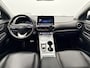 Hyundai Kona Electric EV Limited 64 kWh 3- Fase SOH 95,1% | Warmtepomp | Camera | Navigatie | Head-Up Display | Leer | Led