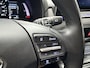 Hyundai Kona Electric EV Limited 64 kWh 3- Fase SOH 95,1% | Warmtepomp | Camera | Navigatie | Head-Up Display | Leer | Led
