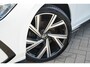 Volkswagen Golf 1.0 TSI Life Business LED/R LINE