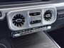 Mercedes-Benz G-klasse AMG 63 Grijs kenteken | Facelift | Schuifdak | Nappaleder Bekleding | Adaptive Cruise Control & Stuur Assistent | 360° Camera | Klasse 3 Alarm | 22" Multispaaks Gesmede AMG Velgen