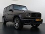Mercedes-Benz G-klasse AMG 63 Grijs kenteken | Facelift | Schuifdak | Nappaleder Bekleding | Adaptive Cruise Control & Stuur Assistent | 360° Camera | Klasse 3 Alarm | 22" Multispaaks Gesmede AMG Velgen