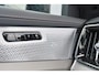 Volvo XC90 T8 Recharge AWD Ultra Black Ed. Exec. - Luchtvering - Panorama/schuifdak - IntelliSafe Assist & Surround - 360º Camera - Bowers & Wilkins audio - Verwarmde voorstoelen, stuur & achterbank - Parkeersensoren voor & achter - Elektr. bedienb. voorstoelen met geheugen - Geventileerde voorstoelen - Head up display - Draadloze tel. lader - Extra getint glas - 22' LMV