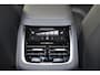 Volvo XC90 T8 Recharge AWD Ultra Black Ed. Exec. - Luchtvering - Panorama/schuifdak - IntelliSafe Assist & Surround - 360º Camera - Bowers & Wilkins audio - Verwarmde voorstoelen, stuur & achterbank - Parkeersensoren voor & achter - Elektr. bedienb. voorstoelen met geheugen - Geventileerde voorstoelen - Head up display - Draadloze tel. lader - Extra getint glas - 22' LMV