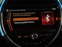 MINI Clubman 1.5 Cooper Chili Serious Business | Stoelverwarming | Trekhaak | Full LED | Park Assist | Sportstoelen | Navigatie | Climate control | Half leder | Bluetooth | Cruise control