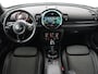 MINI Clubman 1.5 Cooper Chili Serious Business | Stoelverwarming | Trekhaak | Full LED | Park Assist | Sportstoelen | Navigatie | Climate control | Half leder | Bluetooth | Cruise control