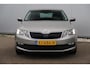 Skoda Octavia 1.0 TSI Greentech Ambition Business Trekhaak 16 inch Navigatie Carplay Android Climate & Cruise Control Parkeersensor