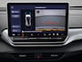 Volkswagen ID.4 Limited Edition 58 kWh accu 190 PK · Achteruitrijcamera · Draadloze telefoonlader · Sfeerverlichting · All- Season banden ·  Lederen bekleding "Diamond stitching"