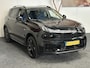 Lynk & Co 01 1.5 BLACK LINE PREMIUM 360 CAMERA ADAPTIVE CRUISE CONTROL PANORAMA SCHUIF/KANTELDAK APPLE CARPLAY/ANDROID RIJSTROOKSENSOREN ZEER MOOI !!