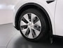 Tesla Model Y Long Range AWD 75 kWh VAN:36.900,- VOOR:34.770 ,- UW HERFSTVOORDEEL:2.130,- SOH 95% |  TESLA FABRIEKSGARANTIE TOT 2027 | FABRIEKSGARANTIE OP ACCU & AANDRIJFLIJN TOT 2032 OF 192.000 KM| BTW VERREKENBAAR
