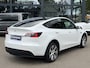 Tesla Model Y Long Range AWD 75 kWh SOH 95% | VAN: 38.900,- VOOR: 35.877,- UW WKVOORDEEL: 2.130,-| TESLA FABRIEKSGARANTIE TOT 2027 | FABRIEKSGARANTIE OP ACCU & AANDRIJFLIJN TOT 2032 OF 192.000 KM| BTW VERREKENBAAR