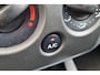 Ford Fusion 1.4-16V Champion, Origineel NL, Airco, Trekhaak, Radio/CD.