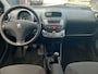 Peugeot 107 1.0 Access Accent, 5-deurs, Airco, Bluetooth con, Radio CD, 2e Eigenaar, Dealer onderh.
