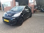 Peugeot 107 1.0 Access Accent, 5-deurs, Airco, Bluetooth con, Radio CD, 2e Eigenaar, Dealer onderh.