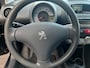 Peugeot 107 1.0 Access Accent, 5-deurs, Airco, Bluetooth con, Radio CD, 2e Eigenaar, Dealer onderh.