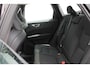 Volvo XC60 T6 350PK Automaat Plug-in hybrid AWD Plus Dark Google infotainment / Semi elektrisch wegklapbare trekhaak / Elektrisch bedienbare voorstoelen met geheugen / All seasonbanden