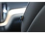 Volvo XC60 T6 350PK Automaat Plug-in hybrid AWD Plus Dark Google infotainment / Semi elektrisch wegklapbare trekhaak / Elektrisch bedienbare voorstoelen met geheugen / All seasonbanden