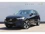 Volvo XC60 T6 350PK Automaat Plug-in hybrid AWD Plus Dark Google infotainment / Semi elektrisch wegklapbare trekhaak / Elektrisch bedienbare voorstoelen met geheugen / All seasonbanden